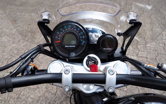 Gebrauchtmotorrad Royal Enfield Super Meteor 650 - Bild 15