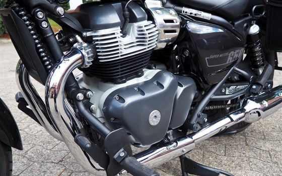 Gebrauchtmotorrad Royal Enfield Super Meteor 650 - Bild 14