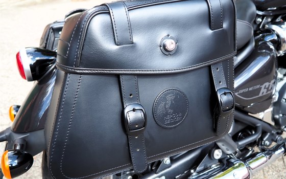 Gebrauchtmotorrad Royal Enfield Super Meteor 650 - Bild 12