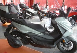 Gebrauchte Honda Forza 125