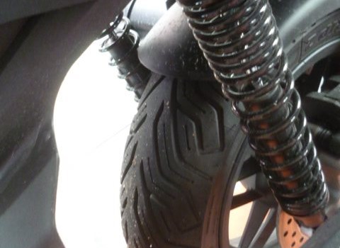 Gebrauchtmotorrad Honda Forza 125 - Bild 4