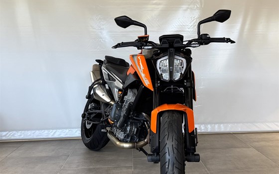 Gebrauchtmotorrad KTM 790 Duke - Bild 14 Gebrauchtmotorrad KTM 790 Duke - Bild 14