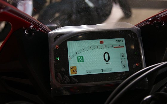 Gebrauchtmotorrad Honda CBR650R - Bild 7 Gebrauchtmotorrad Honda CBR650R - Bild 7