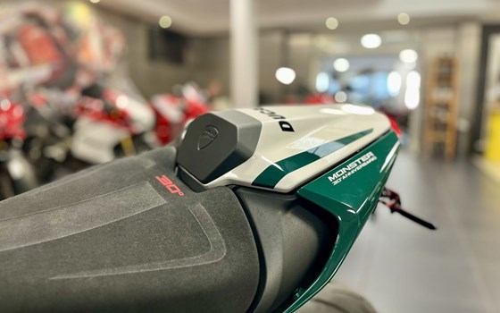 Gebrauchtmotorrad Ducati Monster 30° Anniversario - Bild 9