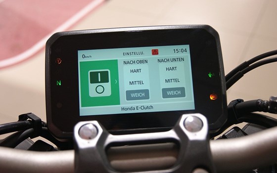 Gebrauchtmotorrad Honda CB650R E-Clutch - Bild 10
