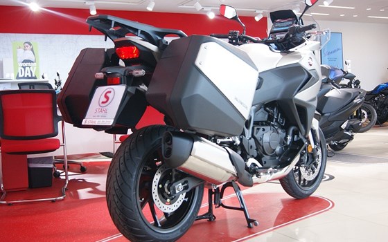 Gebrauchtmotorrad Honda NT1100 - Bild 3