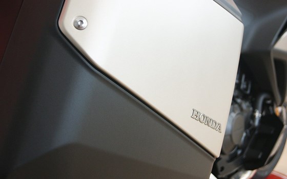 Gebrauchtmotorrad Honda NT1100 - Bild 6