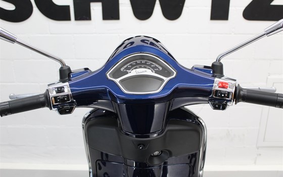 Neufahrzeug Vespa 125 Primavera - Bild 8