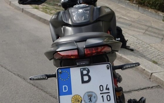 Gebrauchtmotorrad Ducati Hypermotard 821 - Bild 6