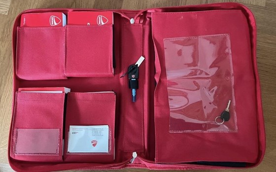 Gebrauchtmotorrad Ducati Hypermotard 821 - Bild 9