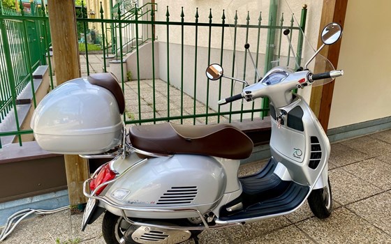 Gebrauchtmotorrad Vespa GTS 300 i.e. 70. Anniversary - Bild 13 Gebrauchtmotorrad Vespa GTS 300 i.e. 70. Anniversary - Bild 13