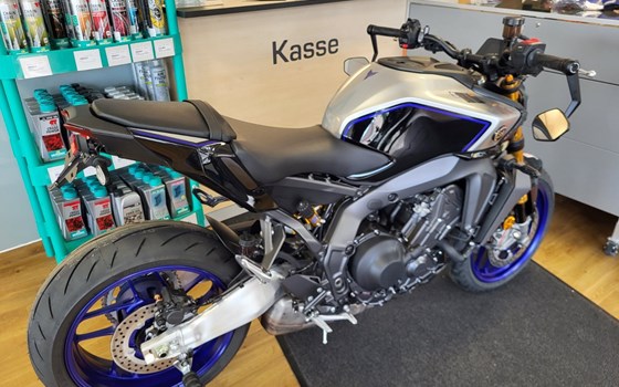 Neufahrzeug Yamaha MT-09 SP - Bild 4 Neufahrzeug Yamaha MT-09 SP - Bild 4