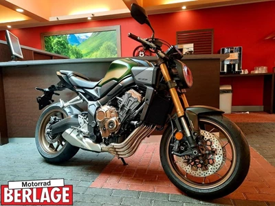 Honda CB650R 41