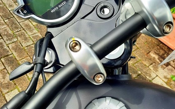 Neufahrzeug Moto Guzzi V9 Bobber - Bild 5