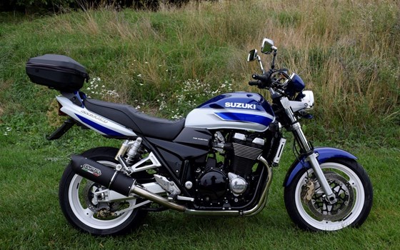 Gebrauchtmotorrad Suzuki GSX 1400 - Bild 1 Gebrauchtmotorrad Suzuki GSX 1400 - Bild 1