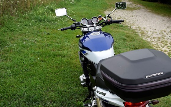 Gebrauchtmotorrad Suzuki GSX 1400 - Bild 8