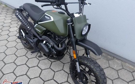 Gebrauchtmotorrad Brixton Crossfire 125 XS - Bild 2