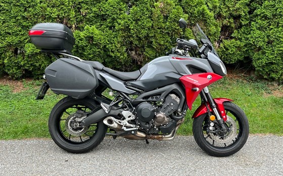 Gebrauchtmotorrad Yamaha Tracer 900 - Bild 2 Gebrauchtmotorrad Yamaha Tracer 900 - Bild 2