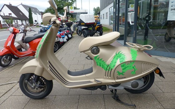 Gebrauchtmotorrad Vespa 946 Dragon - Bild 6