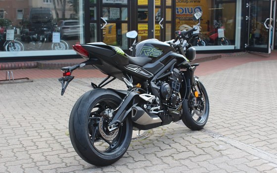 Gebrauchtmotorrad Triumph Street Triple 765 RS - Bild 3