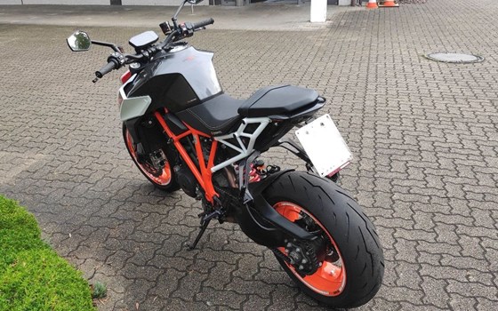 Gebrauchtmotorrad KTM 1290 Super Duke R - Bild 12