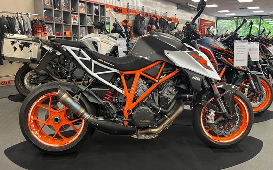 Gebrauchtmotorrad KTM 1290 Super Duke R - Bild 4