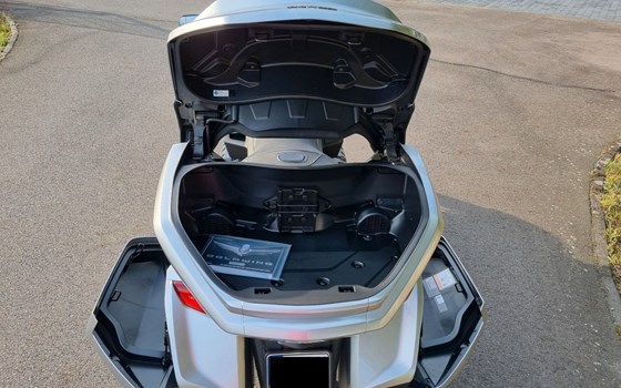 Gebrauchtmotorrad Honda GL 1800 Goldwing DCT - Bild 7