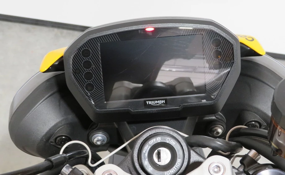 Angebot Triumph Street Triple RS Bild 9: Angebot Triumph Street Triple RS