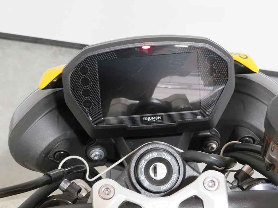 Angebot Triumph Street Triple RS Bild 9: Angebot Triumph Street Triple RS