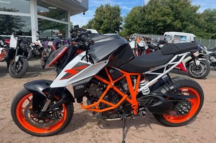 KTM 1290 Super Duke R