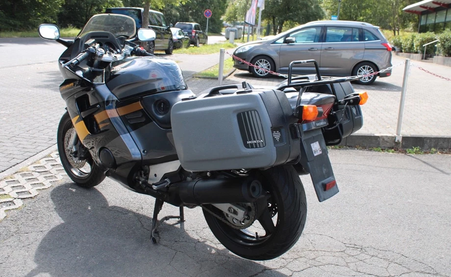 Angebot Honda CBR 1000 F Bild 3: Angebot Honda CBR 1000 F