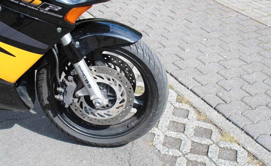 Angebot Honda CBR 1000 F Bild 9: Angebot Honda CBR 1000 F