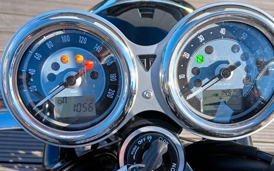 Gebrauchtmotorrad Triumph Bonneville T120 - Bild 10