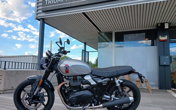 Gebrauchtmotorrad Triumph Speed Twin 900 - Bild 1