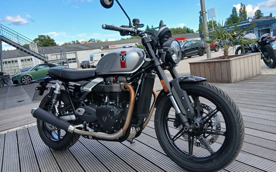 Gebrauchtmotorrad Triumph Speed Twin 900 - Bild 3