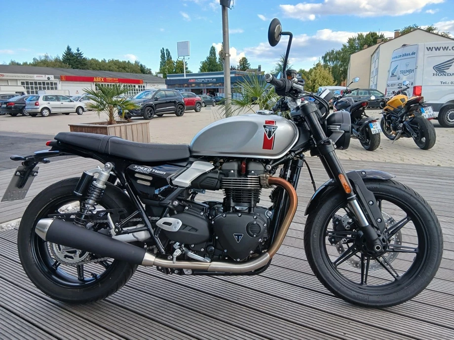 Angebot Triumph Speed Twin 900 Bild 6: Angebot Triumph Speed Twin 900