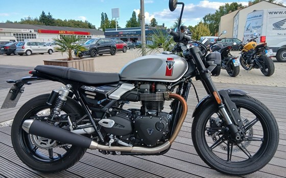 Gebrauchtmotorrad Triumph Speed Twin 900 - Bild 6