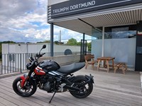 Gebrauchtmotorrad Triumph Trident 660