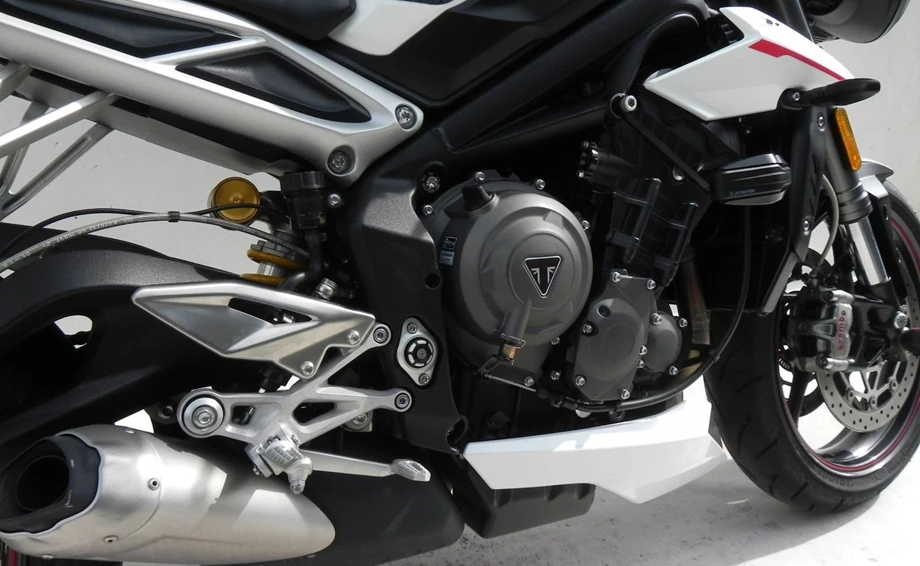 Angebot Triumph Street Triple RS Bild 16: Angebot Triumph Street Triple RS