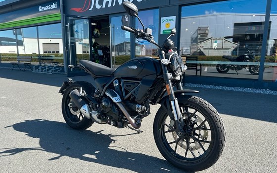Gebrauchtmotorrad Ducati Scrambler Icon Dark - Bild 1