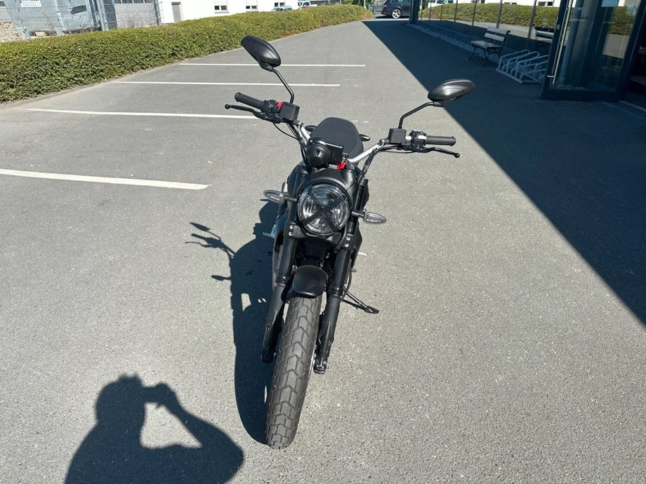 Angebot Ducati Scrambler Icon Dark Bild 2: Angebot Ducati Scrambler Icon Dark