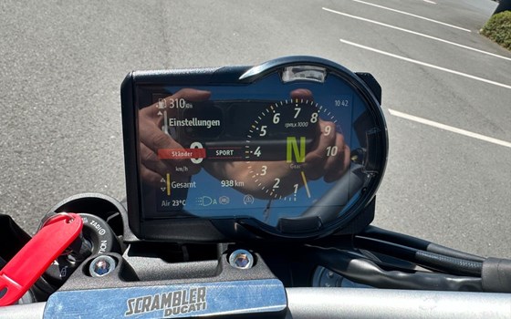 Gebrauchtmotorrad Ducati Scrambler Icon Dark - Bild 9