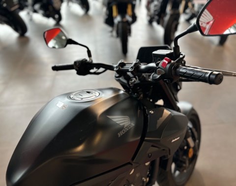 zum Vergrössern bitte anklicken!