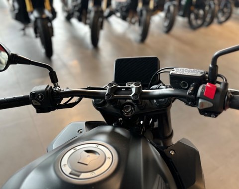 zum Vergrössern bitte anklicken!