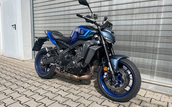 Gebrauchtmotorrad Yamaha MT-09 35kW - Bild 2