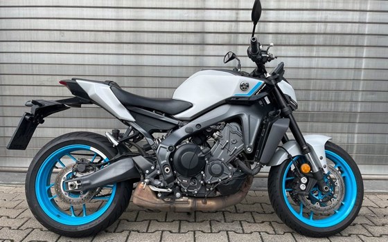 Gebrauchtmotorrad Yamaha MT-09 - Bild 1