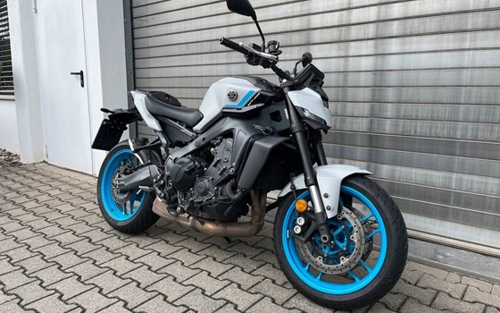 Gebrauchtmotorrad Yamaha MT-09 - Bild 2