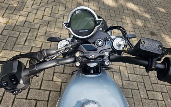 Neufahrzeug Moto Guzzi V7 Sport - Bild 14