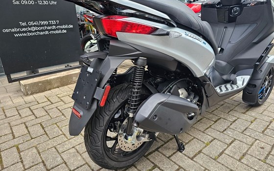 Neufahrzeug Piaggio MP3 310 Sport - Bild 9