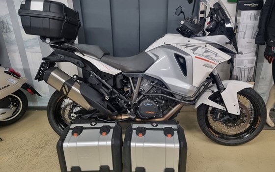Gebrauchtmotorrad KTM 1290 Super Adventure - Bild 4 Gebrauchtmotorrad KTM 1290 Super Adventure - Bild 4